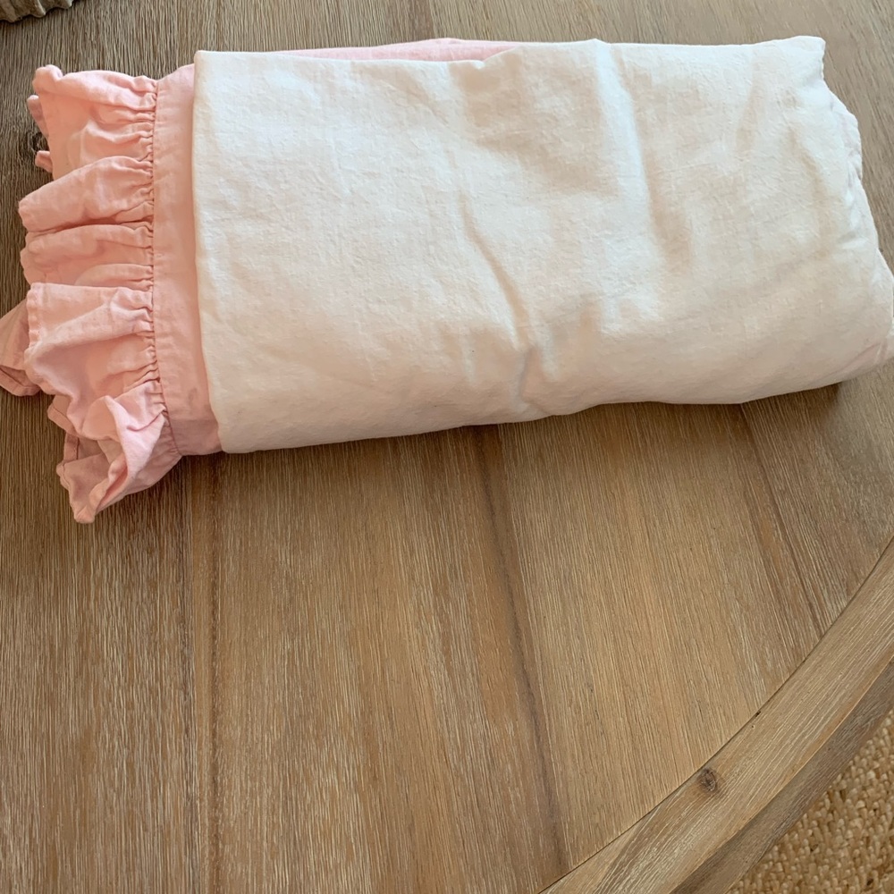 Pottery Barn - Pink Ruffle crib sheet